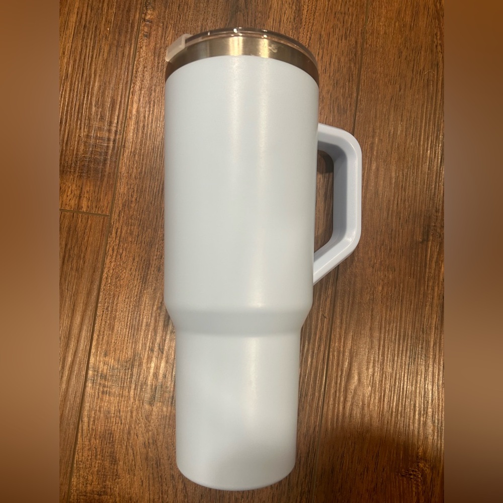 🦋 5/$15 blue tumbler